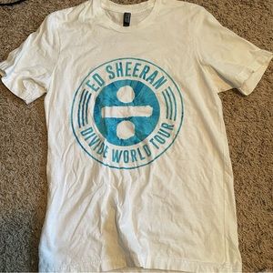 Ed Sheeran Divide World Tour Concert T-shirt Size Medium
